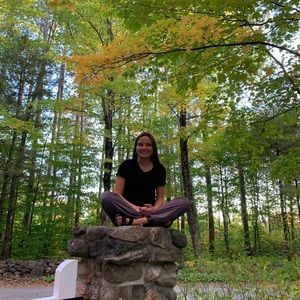 Meet your Posher, Abby